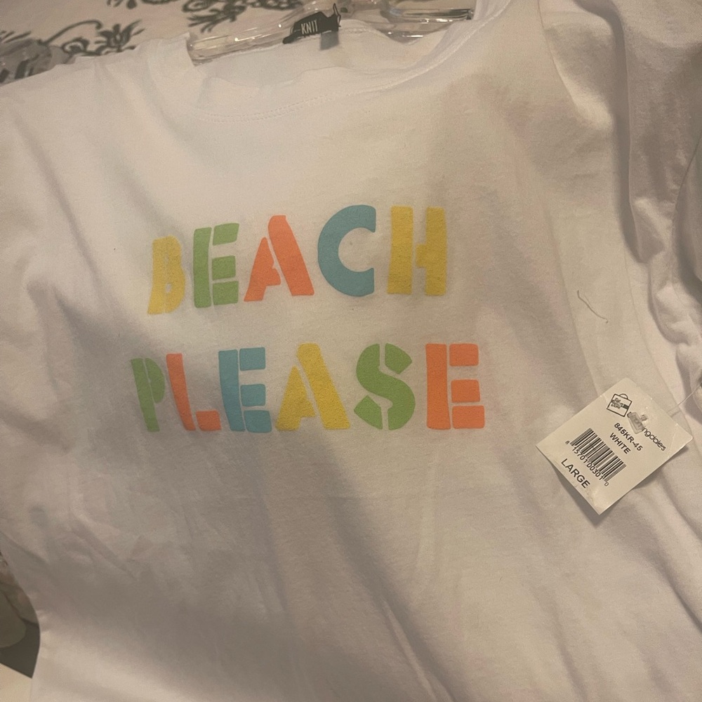 Bloomingdale’s White Graphic Tee Vacay 'Beach Please' Print nwt M L